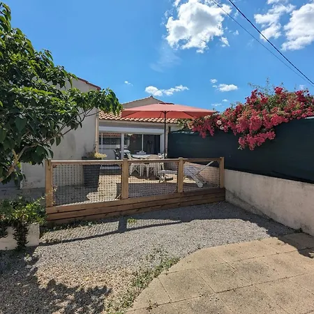Spacious Nest With Terrace Near The Holiday home Saint-Hilaire-de-Talmont