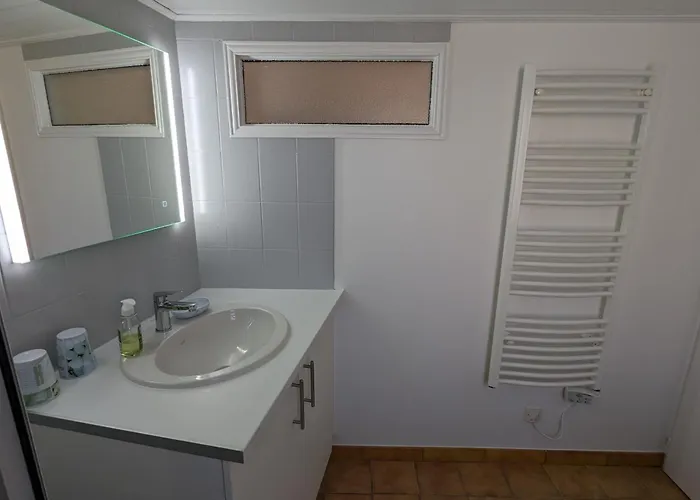 Spacious Nest With Terrace Near The * Saint-Hilaire-de-Talmont